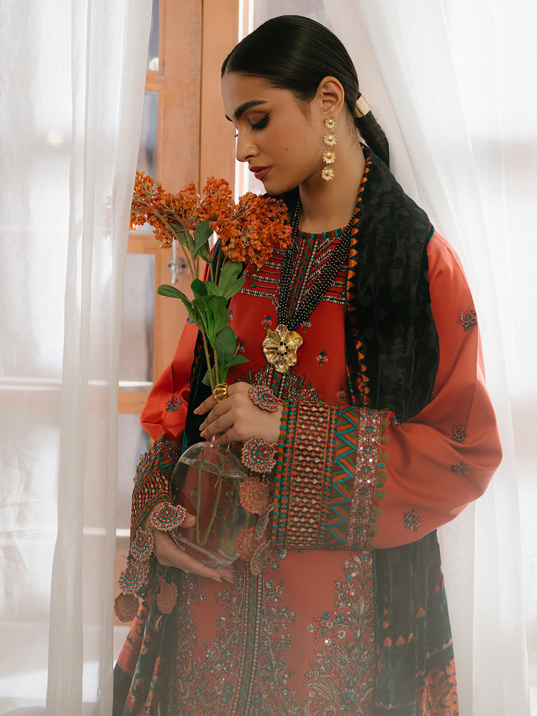 Bin Ilyas | Olivia Embroidered Winter 24 | 525 - B