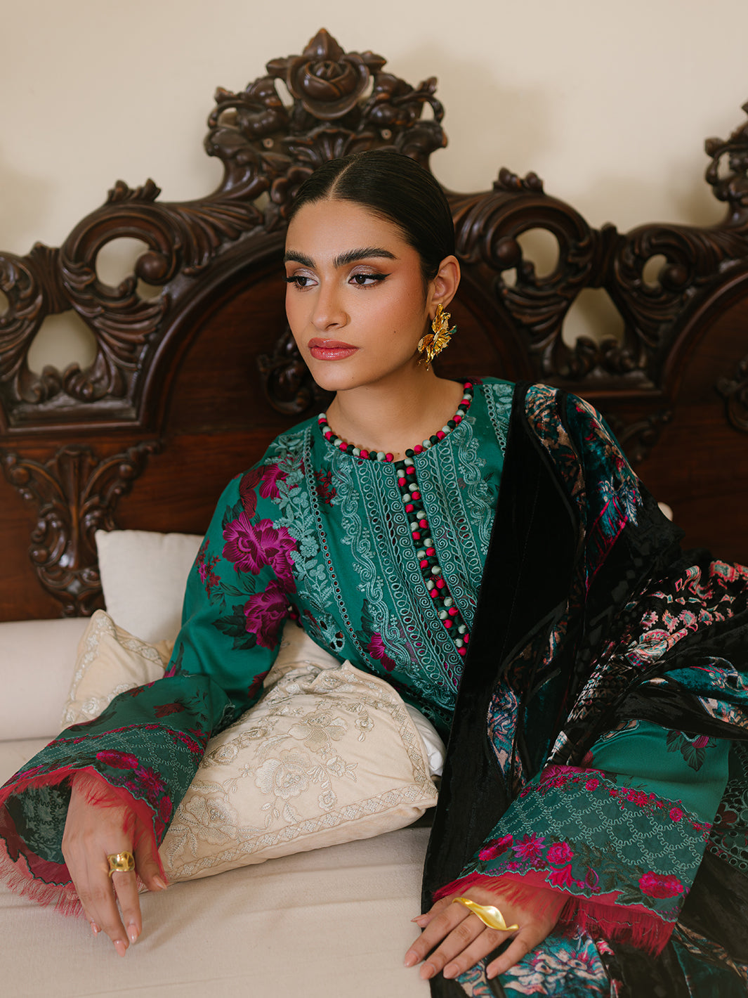 Bin Ilyas | Olivia Embroidered Winter 24 | 526 - B