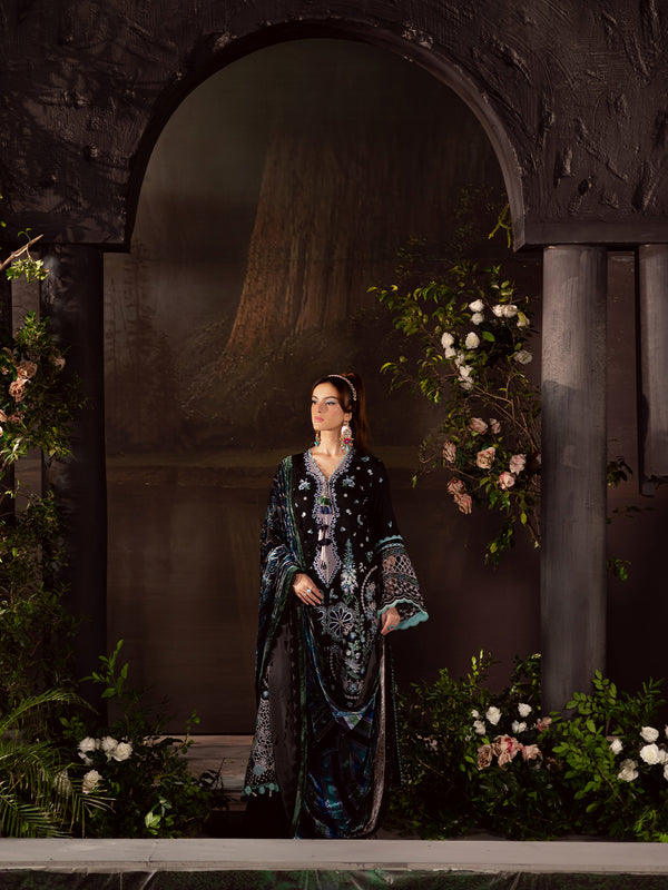 Mahnur | Amelia Luxury Winter 25 | CK-014 Kotrai - Official Mahnur - Agha Fabrics UK