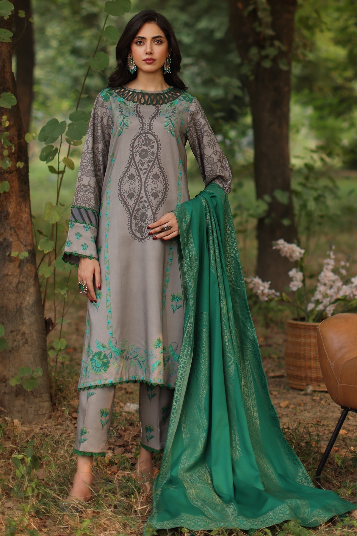 Charizma | Signature C Print | SPW4-04