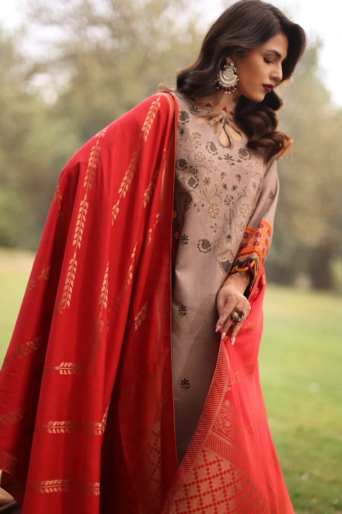 Charizma | Signature C Print | SPW4-07