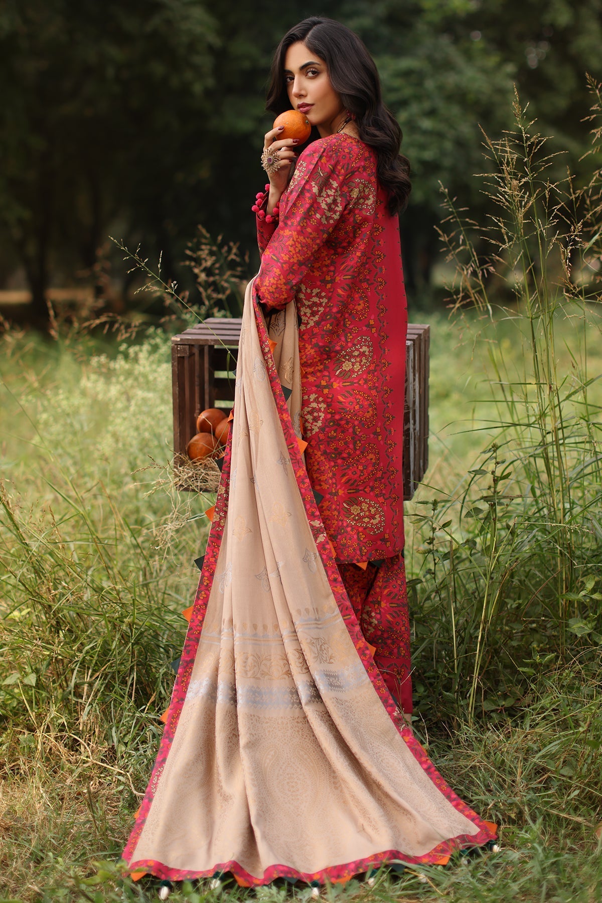 Charizma | Signature C Print | SPW4-09