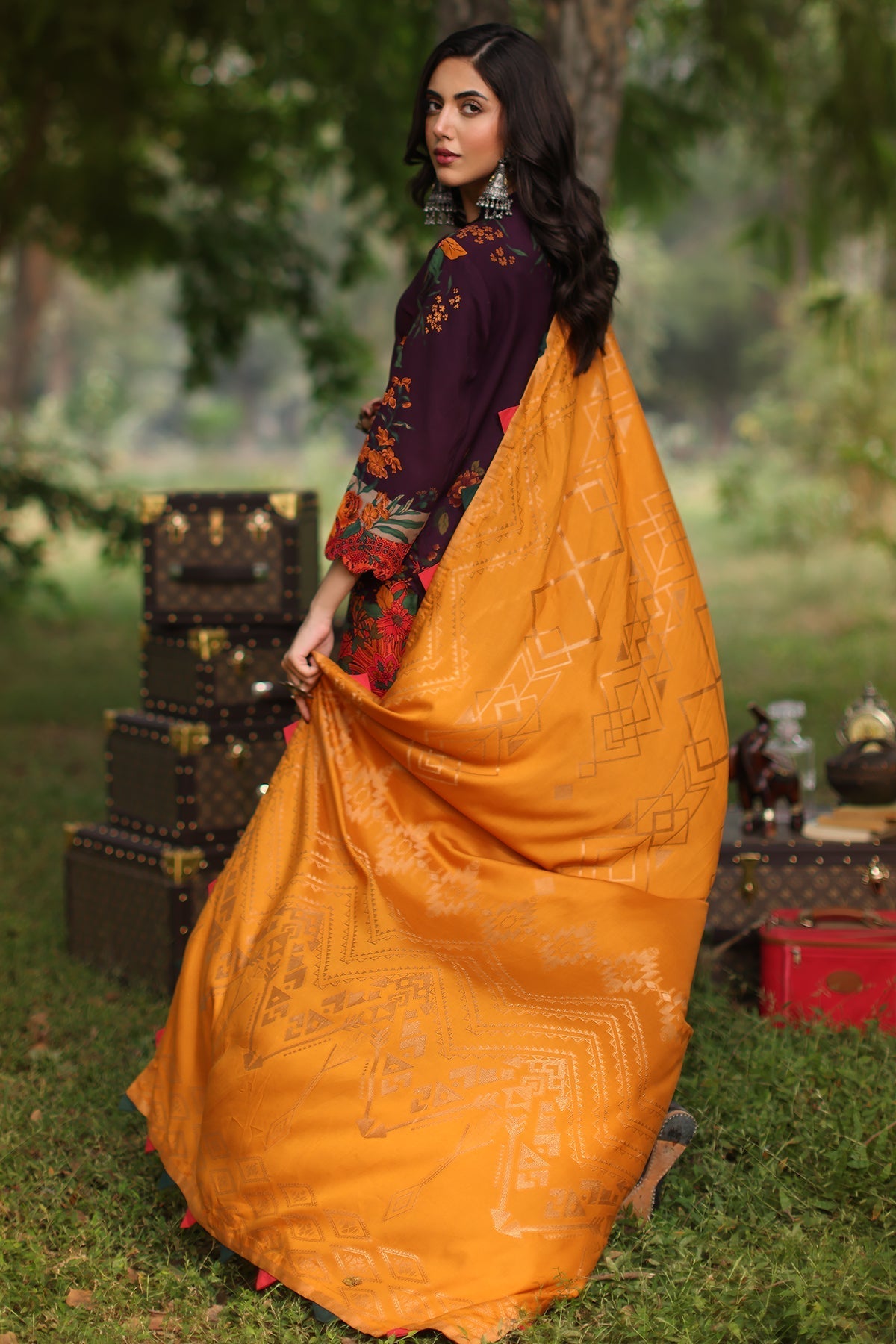 Charizma | Signature C Print | SPW4-01