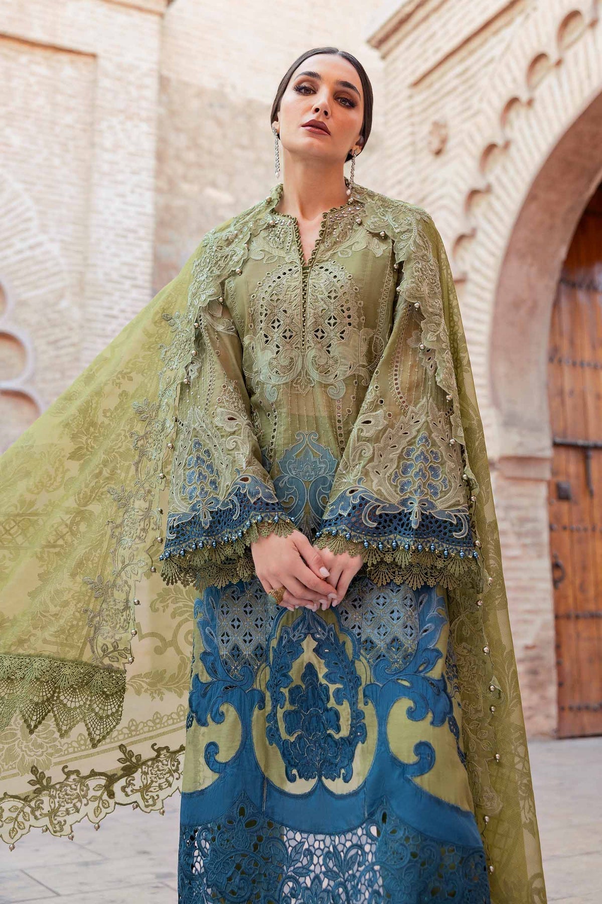 Maria B | Luxury Lawn 25 | D-2501-A