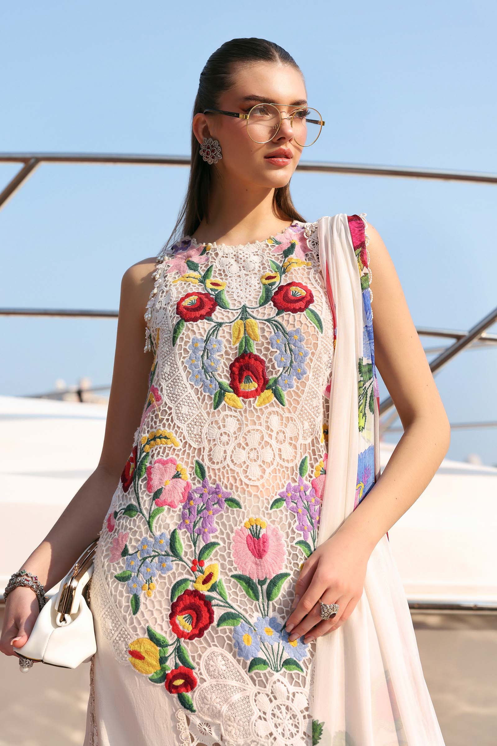 Maria B | Lawn 26 | D-2610-A