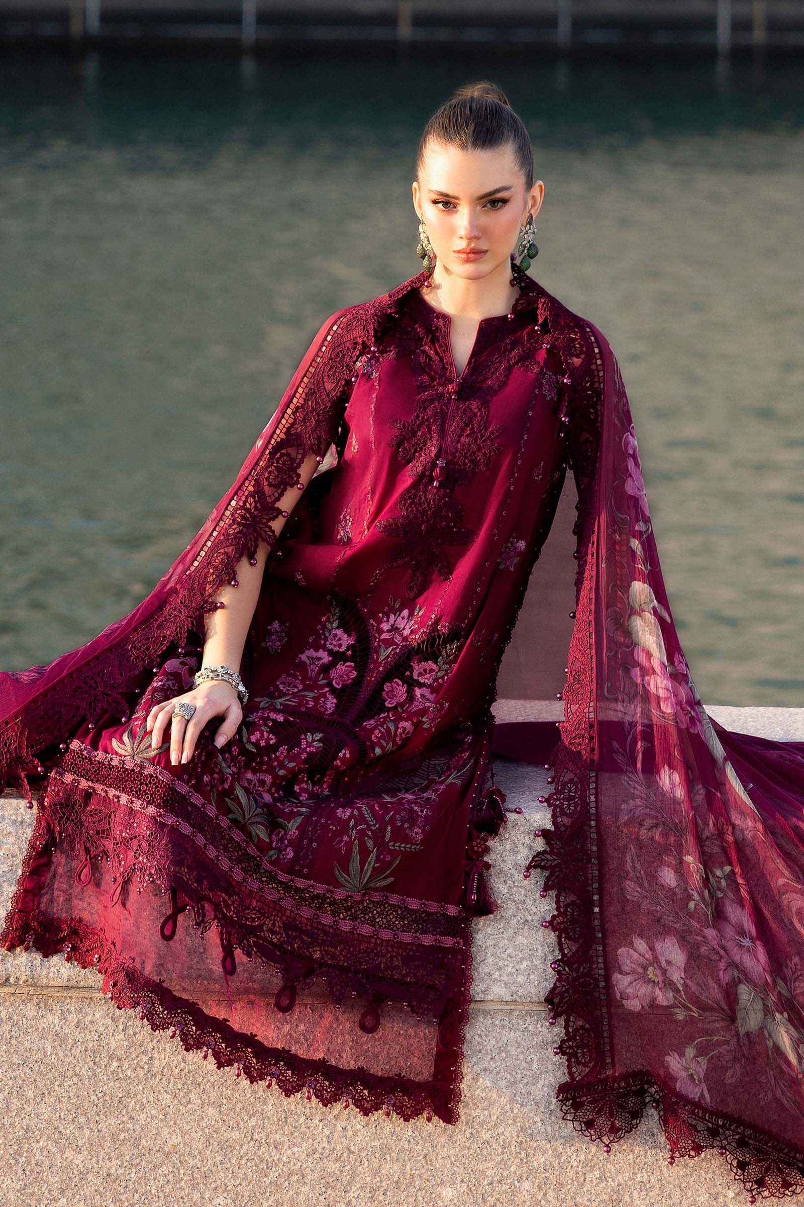 Maria B | Lawn 26 | D-2611-B