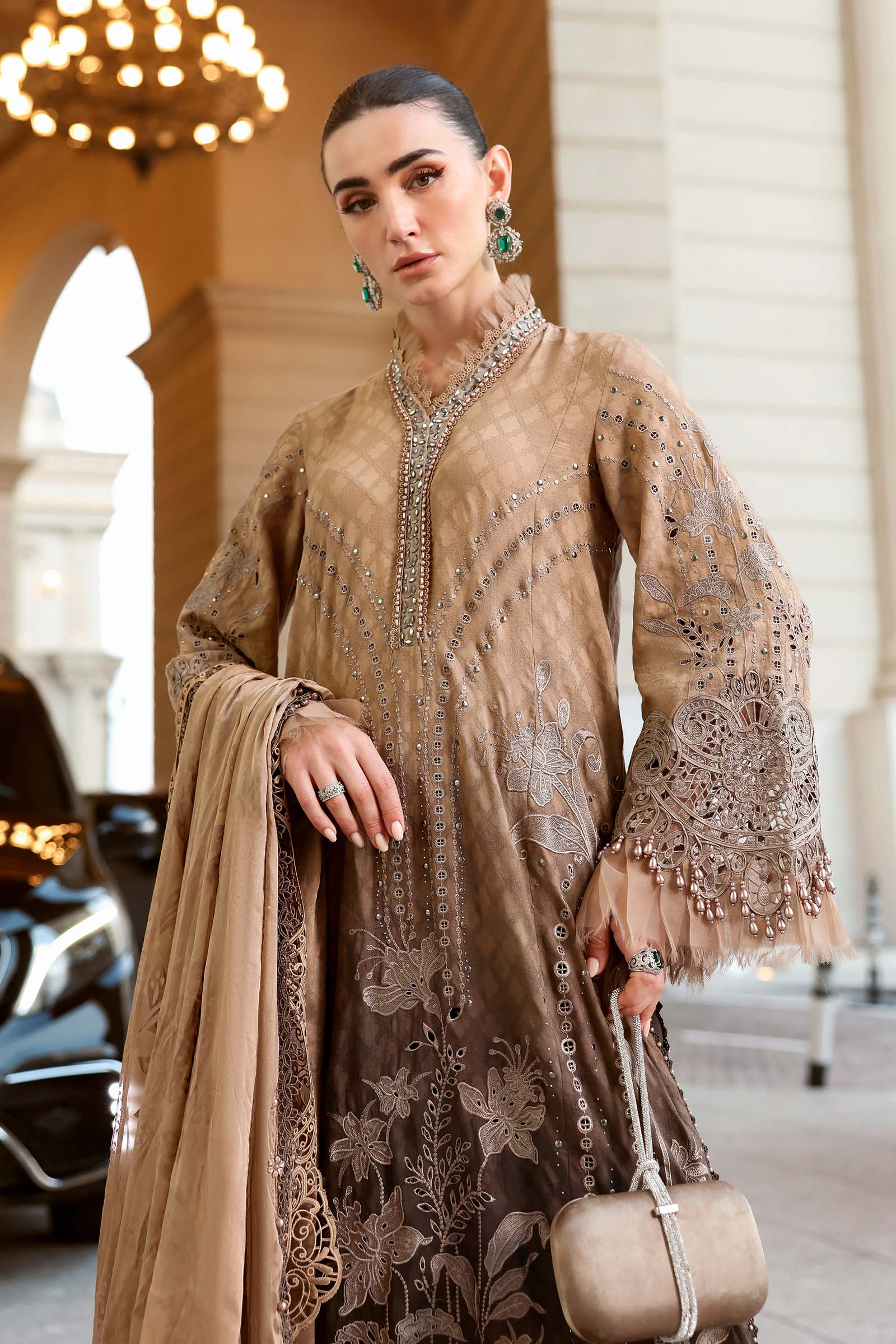 Maria B | Lawn 26 | D-2601-A