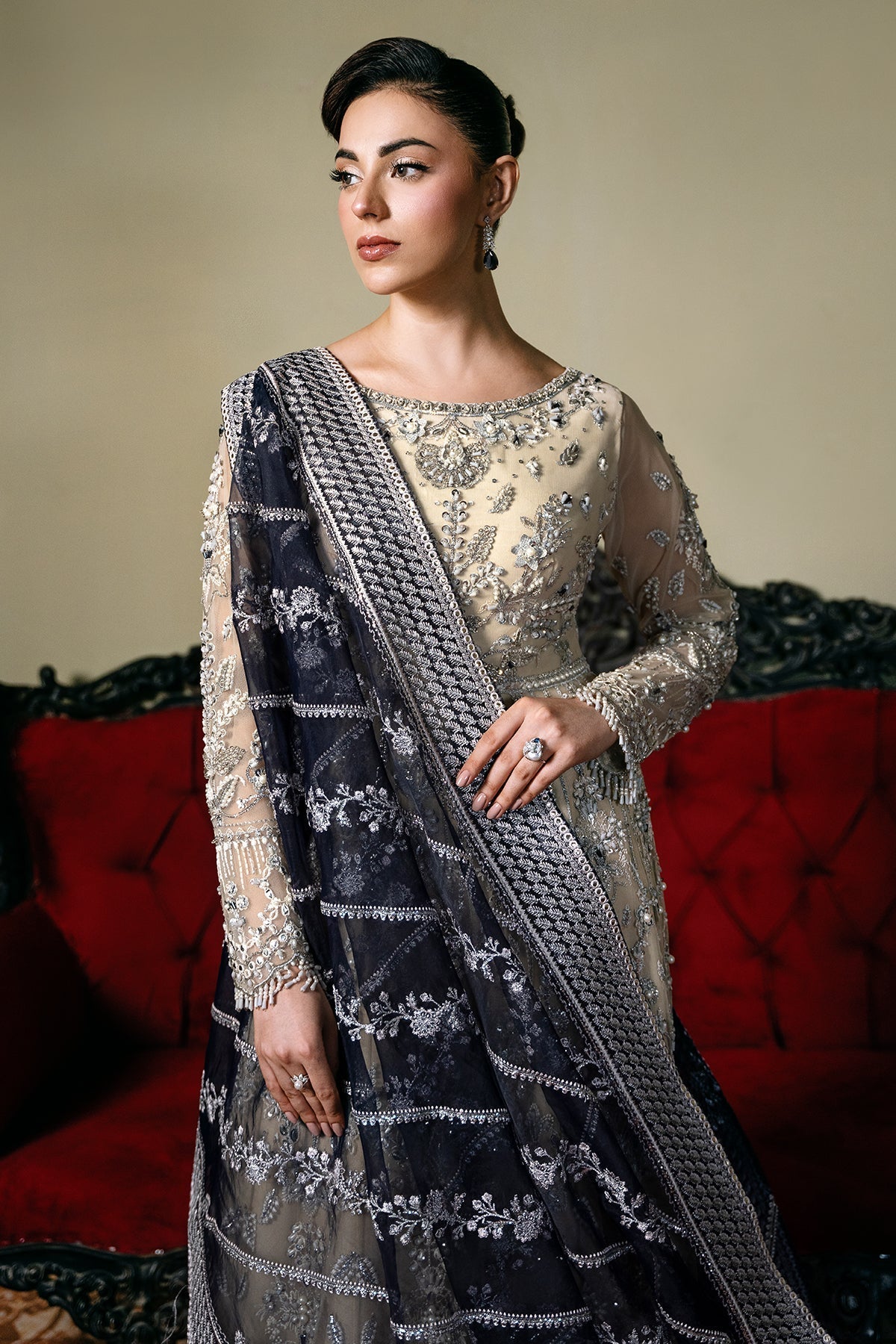 Mina Kashif | Kahani Formals | Araish