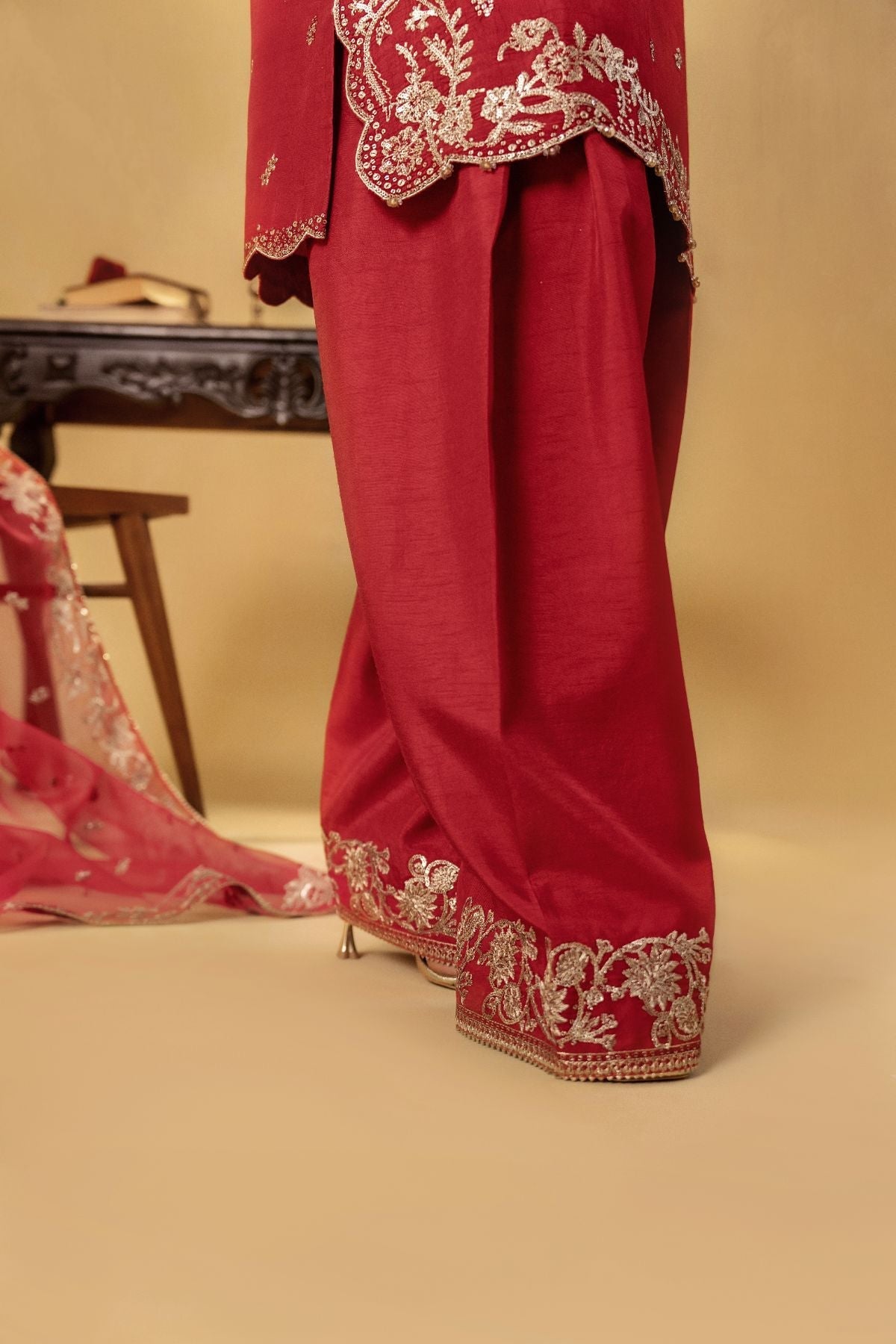 Enzo | Celia Formals | Lyra