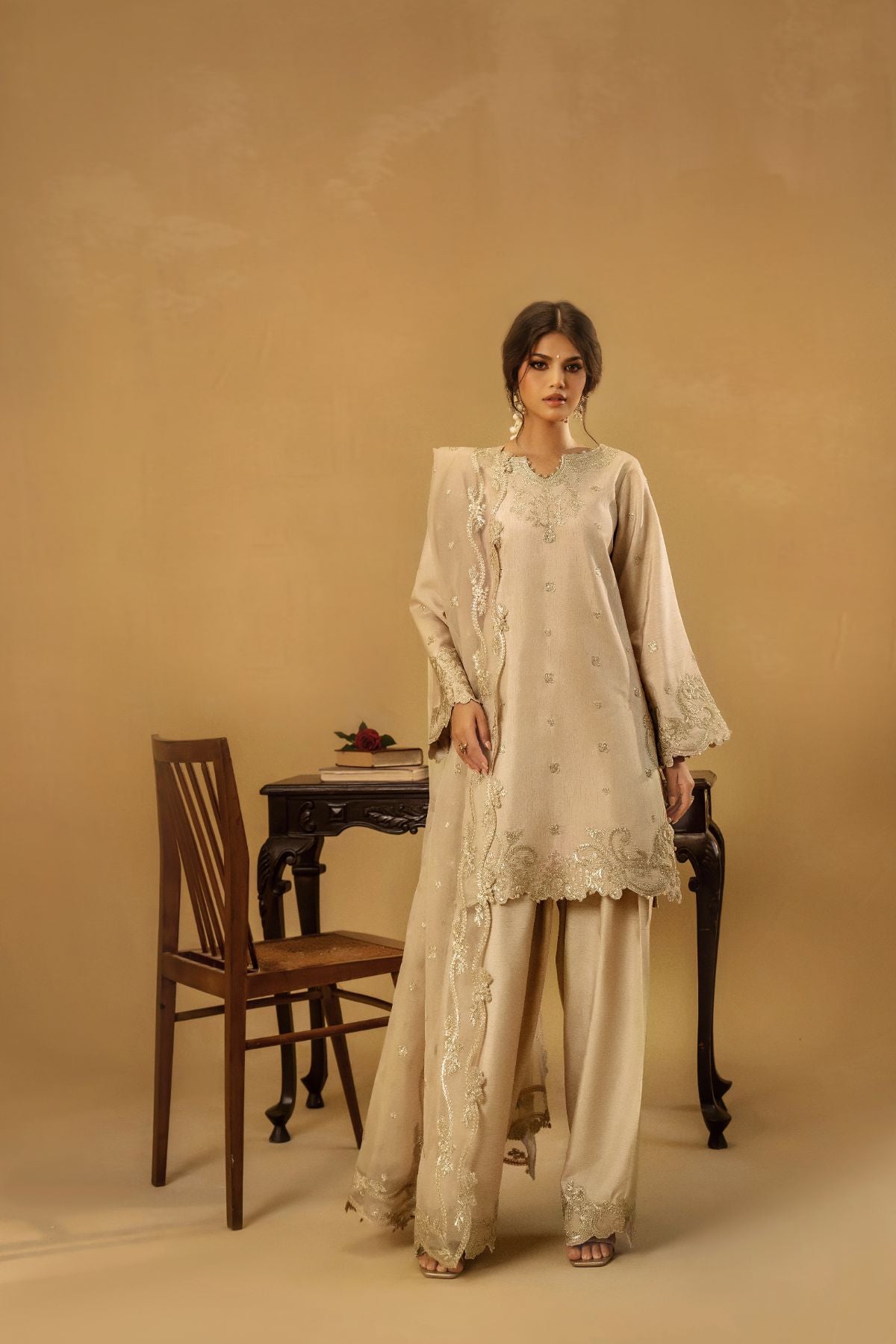 Enzo | Celia Formals | Naira