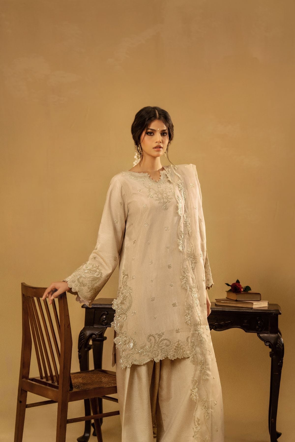 Enzo | Celia Formals | Naira