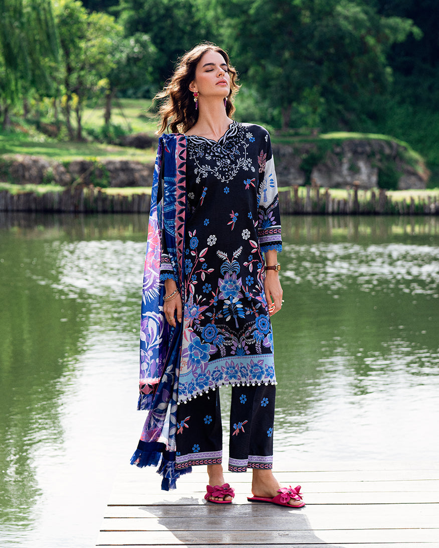 Roheenaz | Garden Veal Printed Lawn 25 | BlackBerry Frost