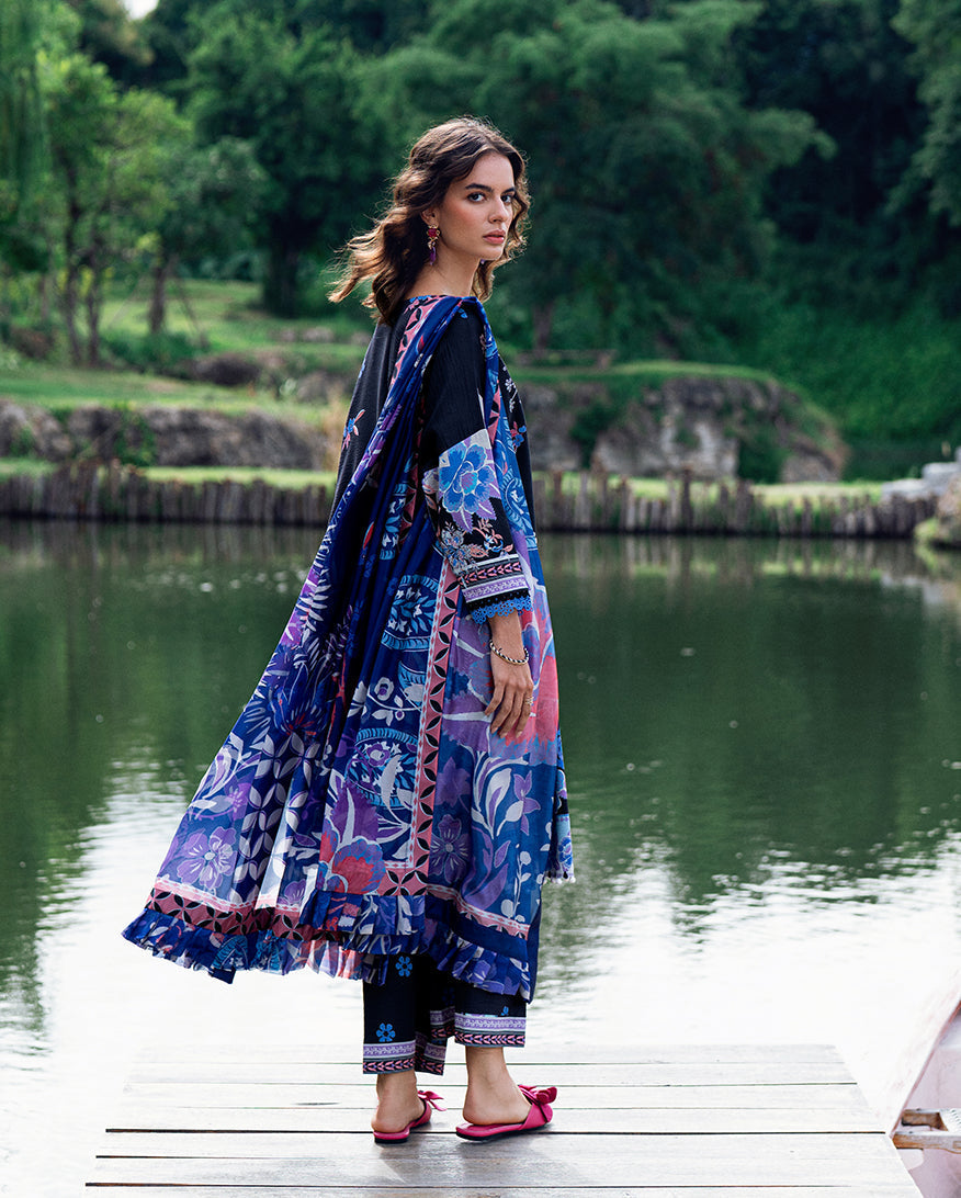 Roheenaz | Garden Veal Printed Lawn 25 | BlackBerry Frost