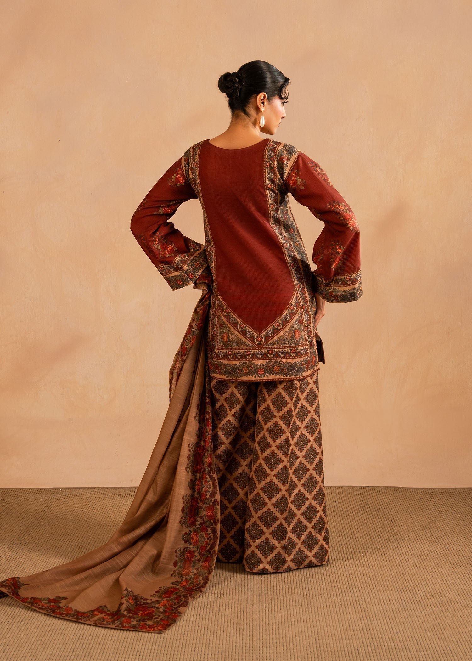 Maria Osama Khan | Retro Lawn 25 | Berra - Official Maria Osama Khan - Agha Fabrics UK