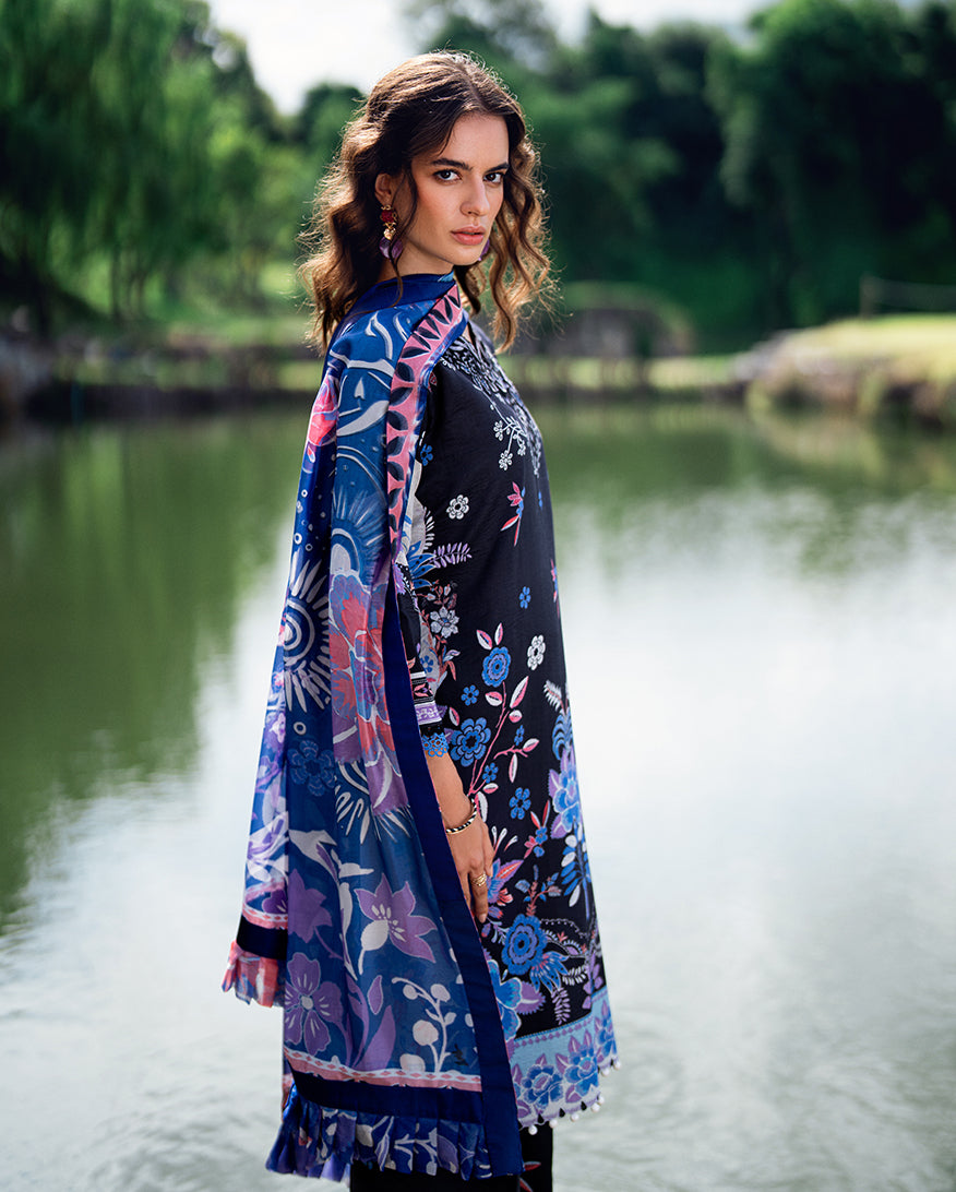 Roheenaz | Garden Veal Printed Lawn 25 | BlackBerry Frost