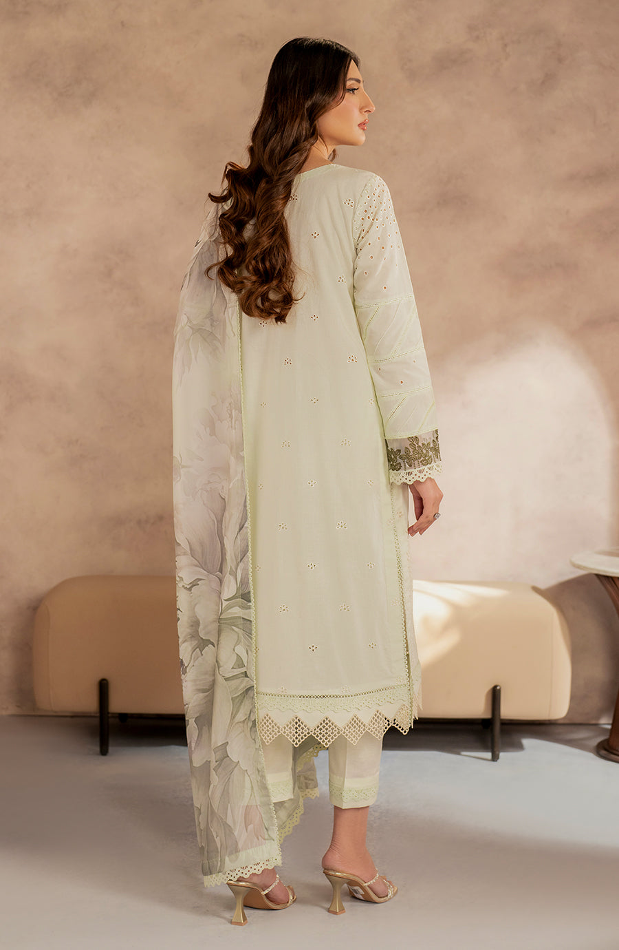 Zarif | Summer Lawn 25 | UNST-LWN-08 ROOHAL