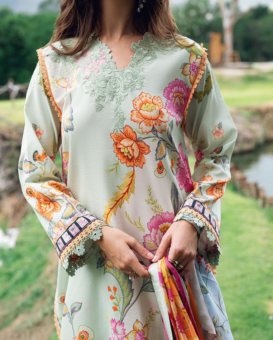 Roheenaz | Garden Veal Printed Lawn 25 | Crimson Whisper
