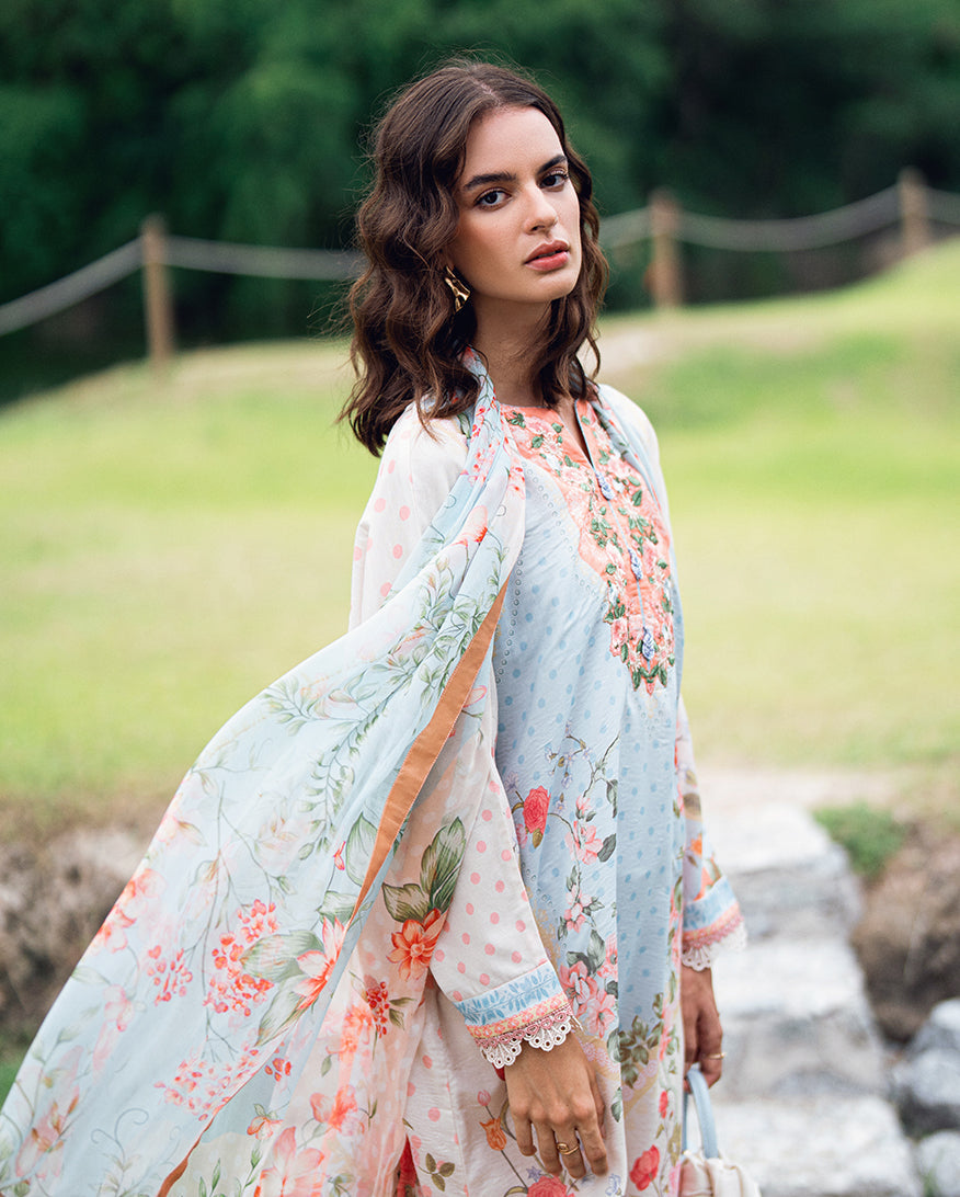 Roheenaz | Garden Veal Printed Lawn 25 | Cloudberey glaze