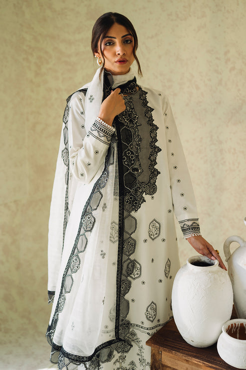Neeshay | Monochrome Lawn | Lueur