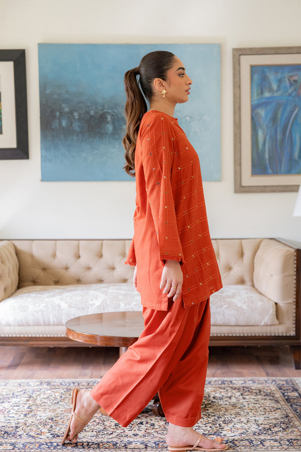 Sahar | Pre Essential Emb Edit | Mandarin Mist