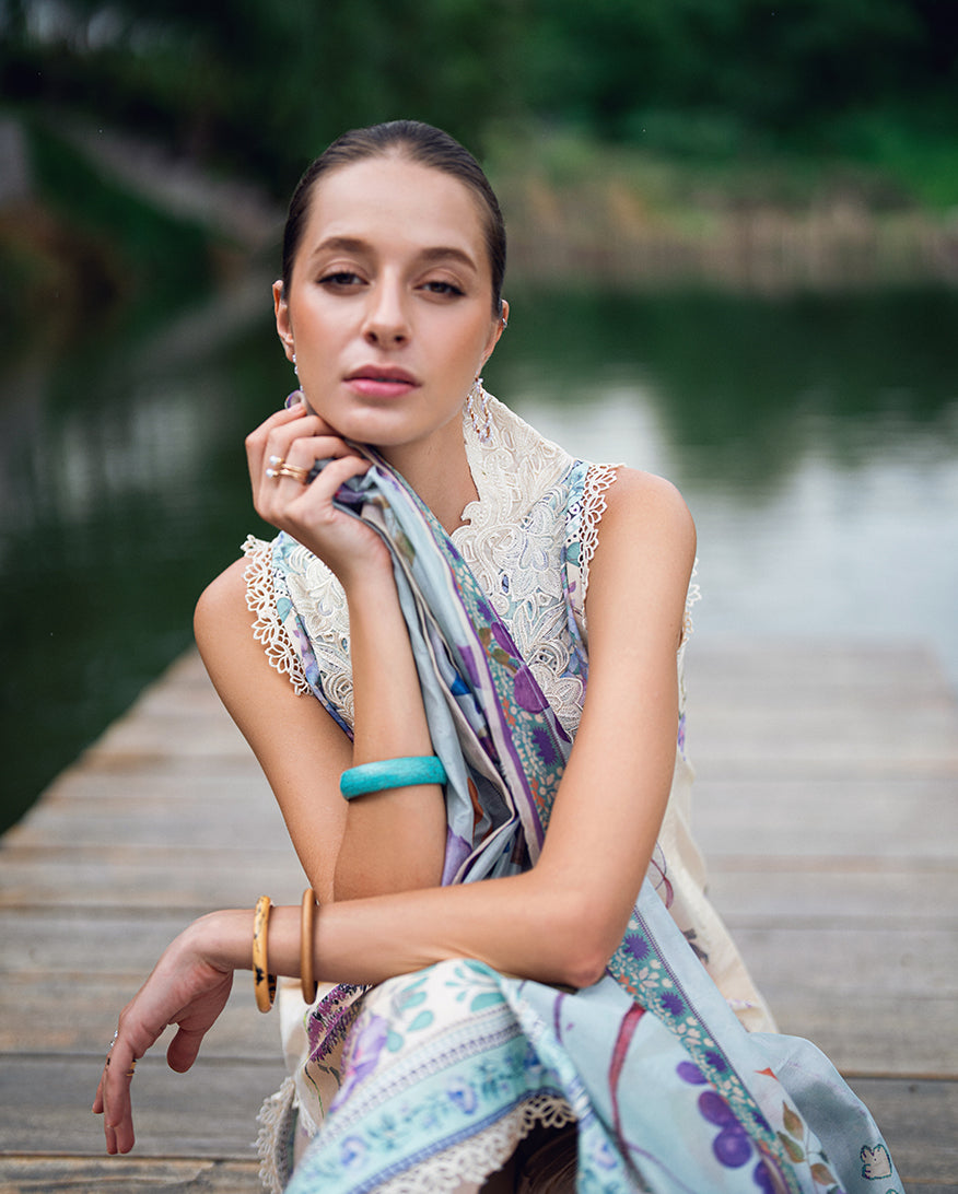 Roheenaz | Garden Veal Printed Lawn 25 | Bloom Glimmer