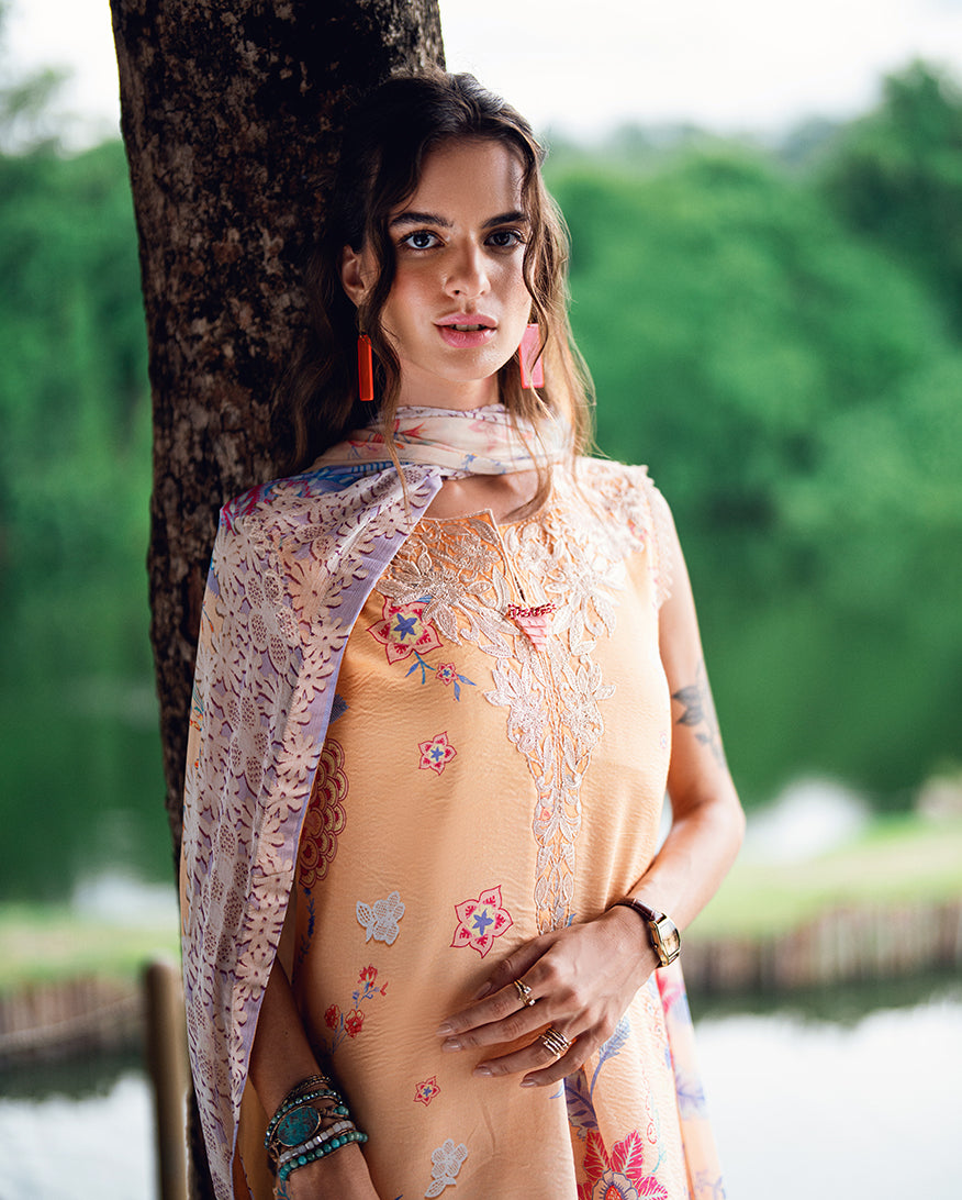 Roheenaz | Garden Veal Printed Lawn 25 | Coral Whim