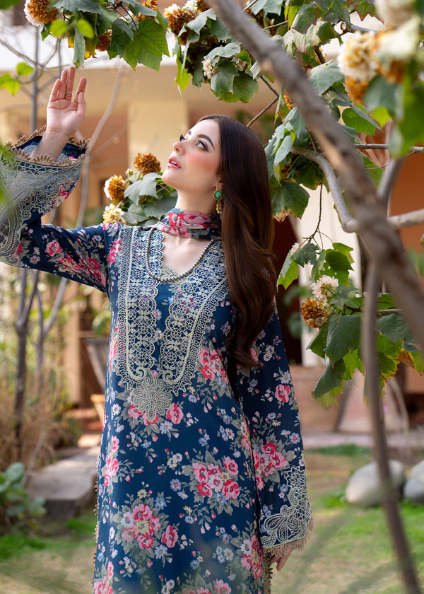 Myeesha | Lamhay Luxury Lawn 25 | Zohra