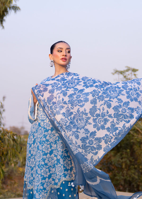 Myeesha | Lamhay Luxury Lawn 25 | Zarposh