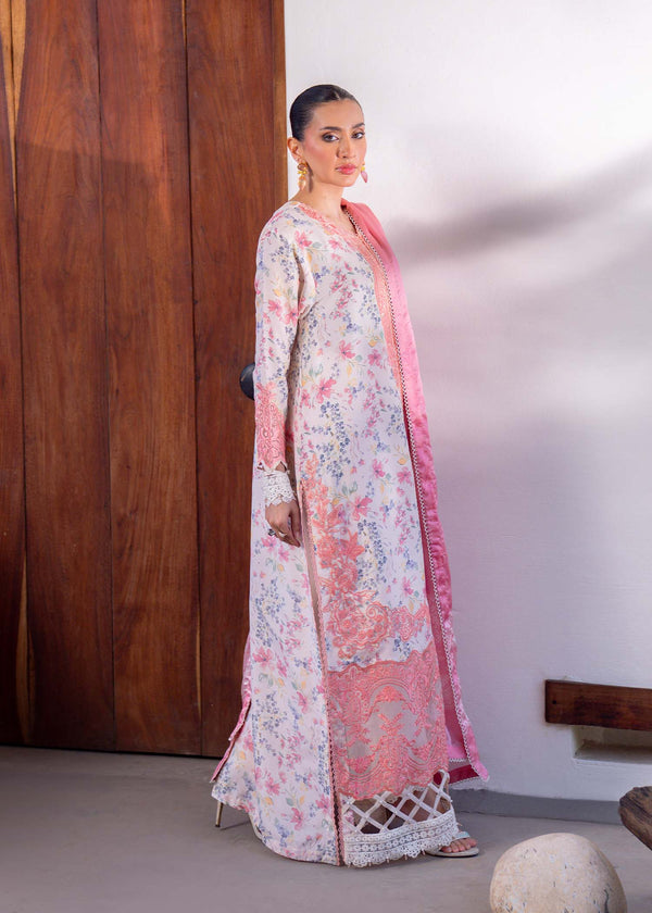 Myeesha | Lamhay Luxury Lawn 25 | Nazneen