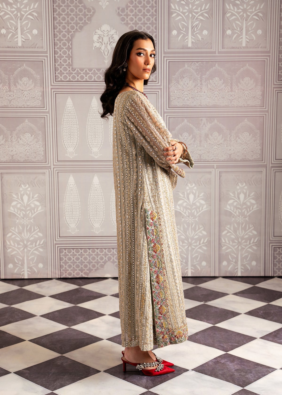 Mahgul | Echoes of Elara | Mint Gold