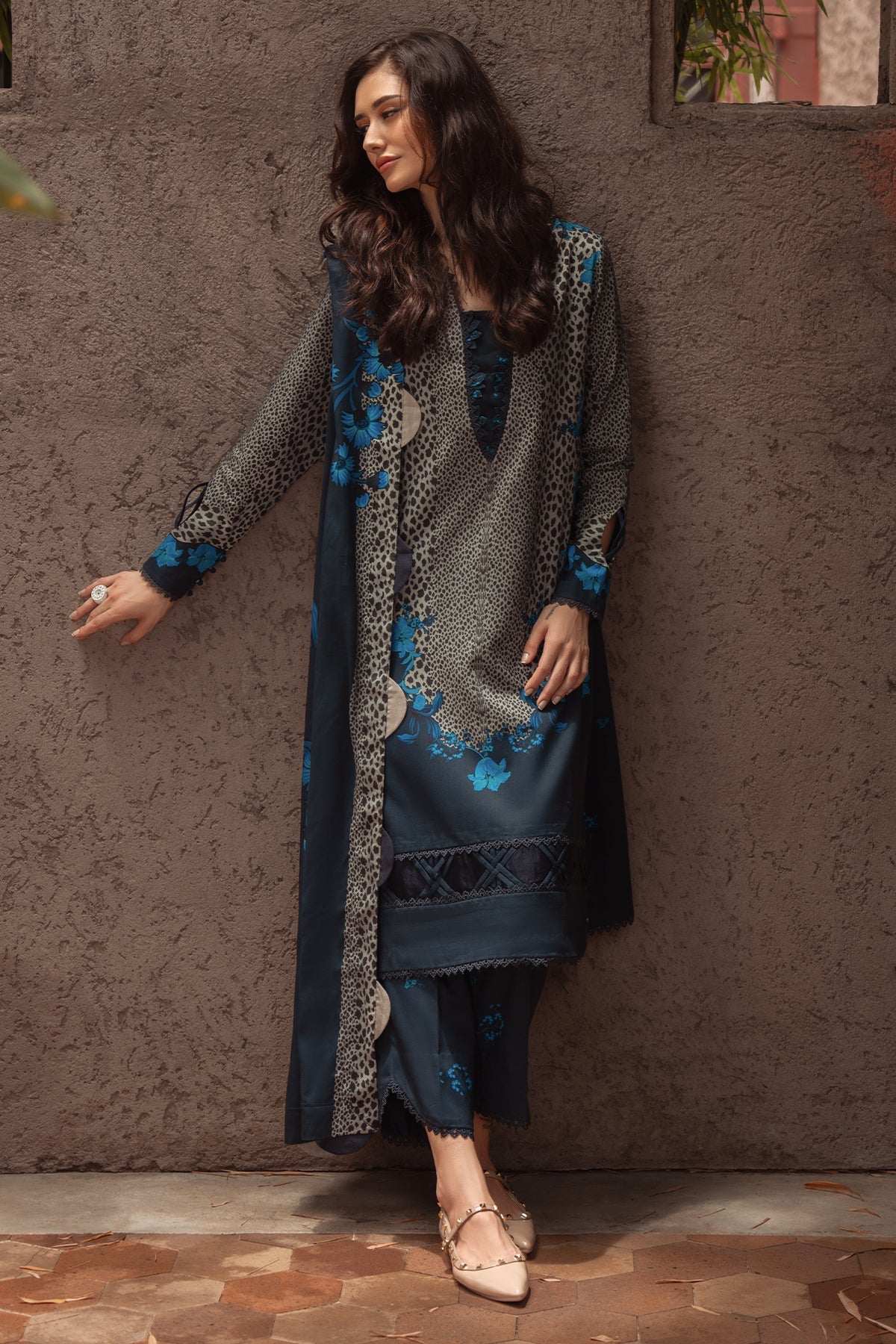 Charizma | C Prints Winter 25 | 3-PC Unstitched Printed Linen Collection CPW5-02 - Official Charizma - Agha Fabrics UK