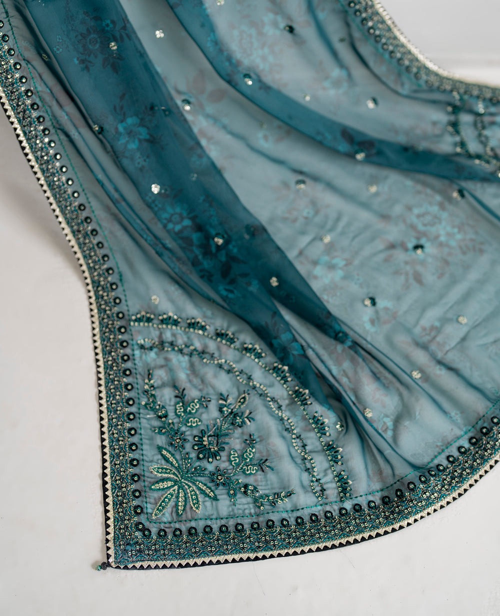 Xenia Formals | Raahi Luxury Formals | AURA - Official Xenia Formals - Agha Fabrics UK