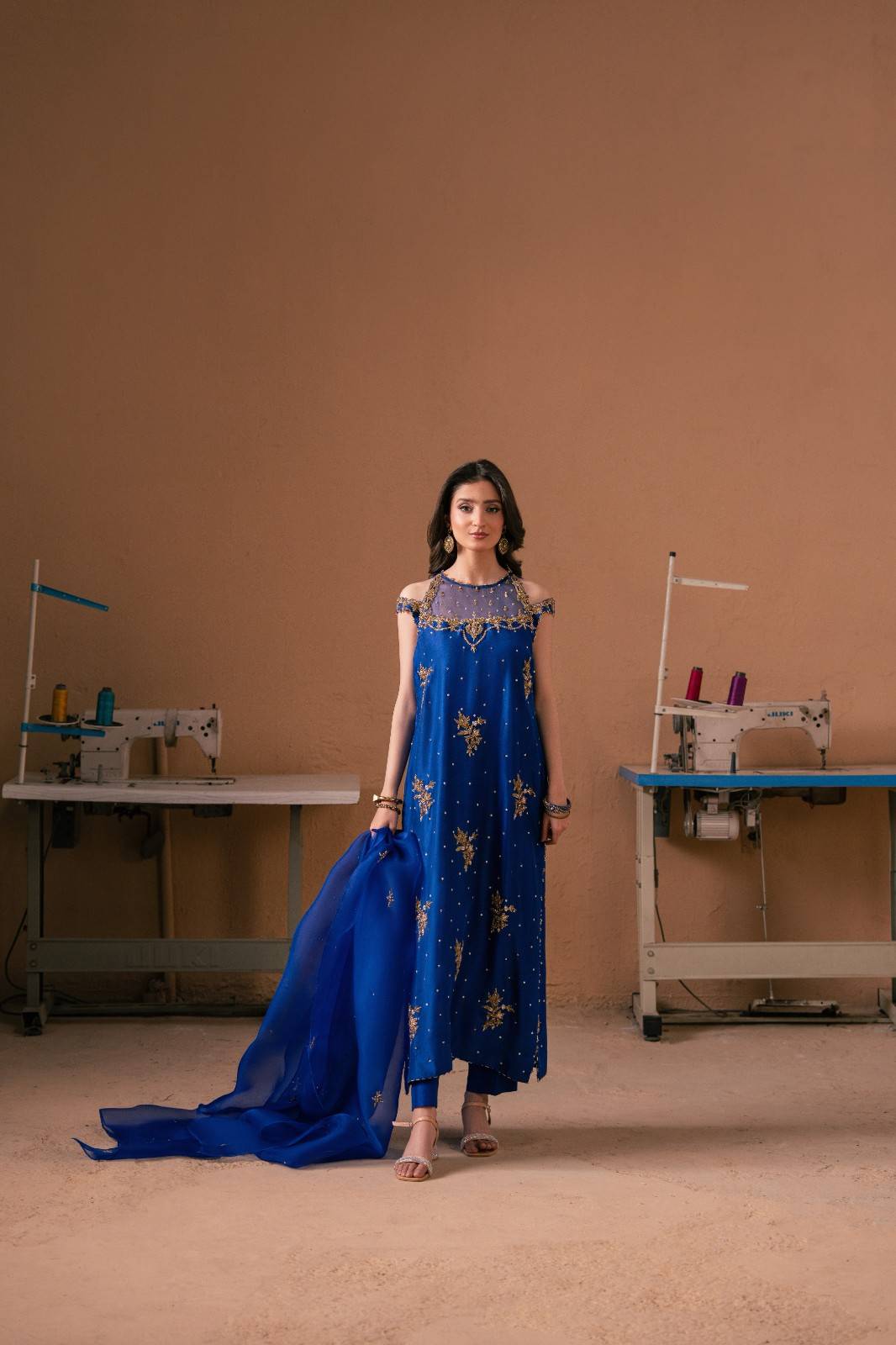 Malook | Dhanak Formals | Resham