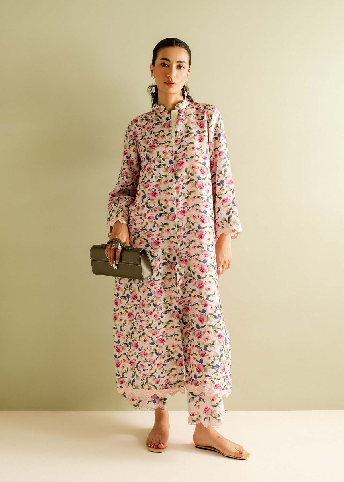 Mahgul | Ayanas Garden | Rosetta