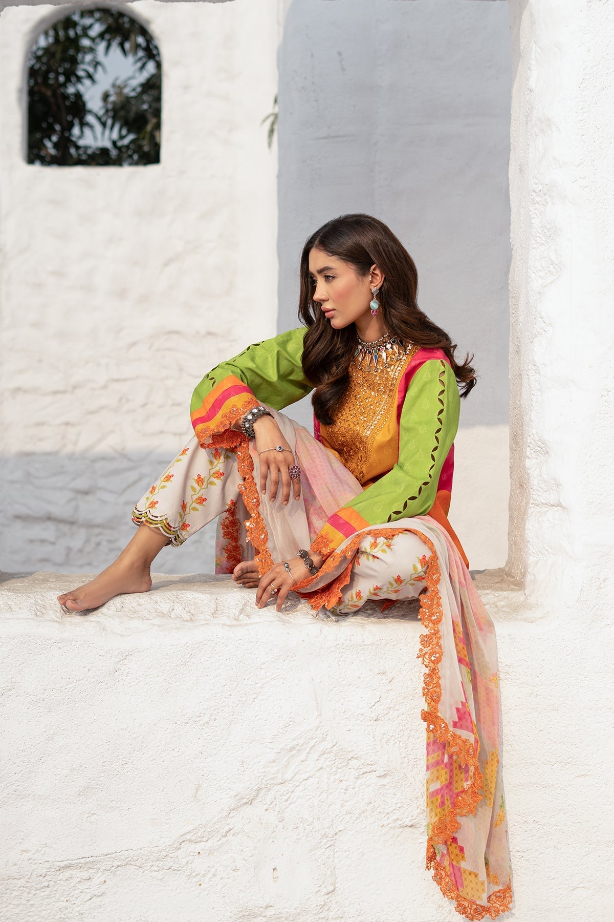 Charizma | Rangoli Lawn | CRO5-06
