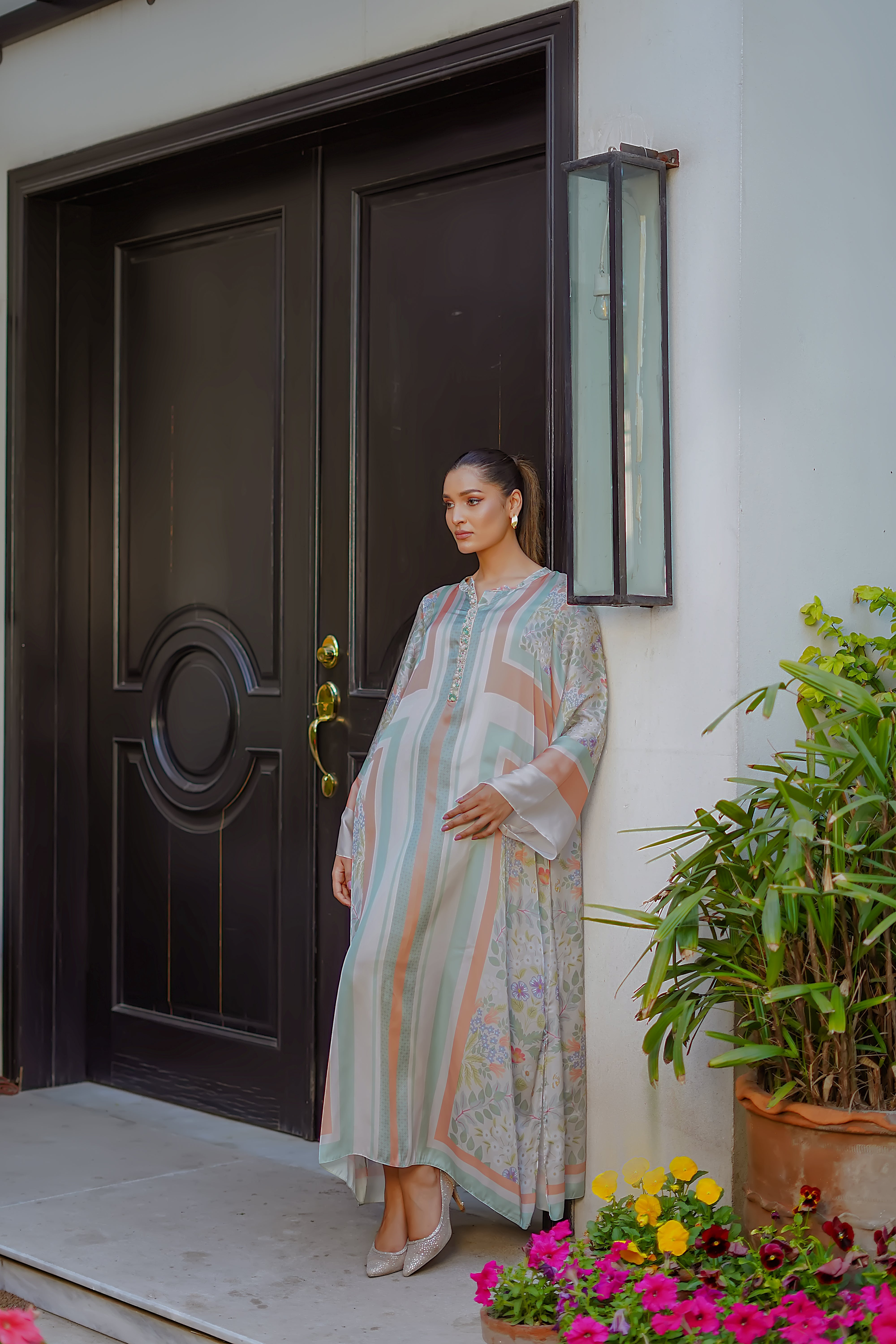 Erum Khan | Nue 25 | Whisper Blush