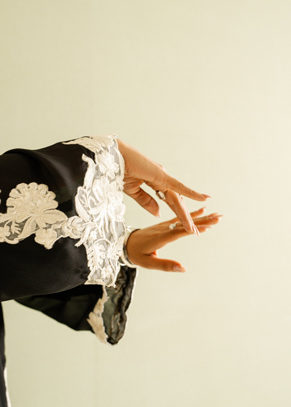 Mahgul | Ayanas Garden | Monochrome Flow