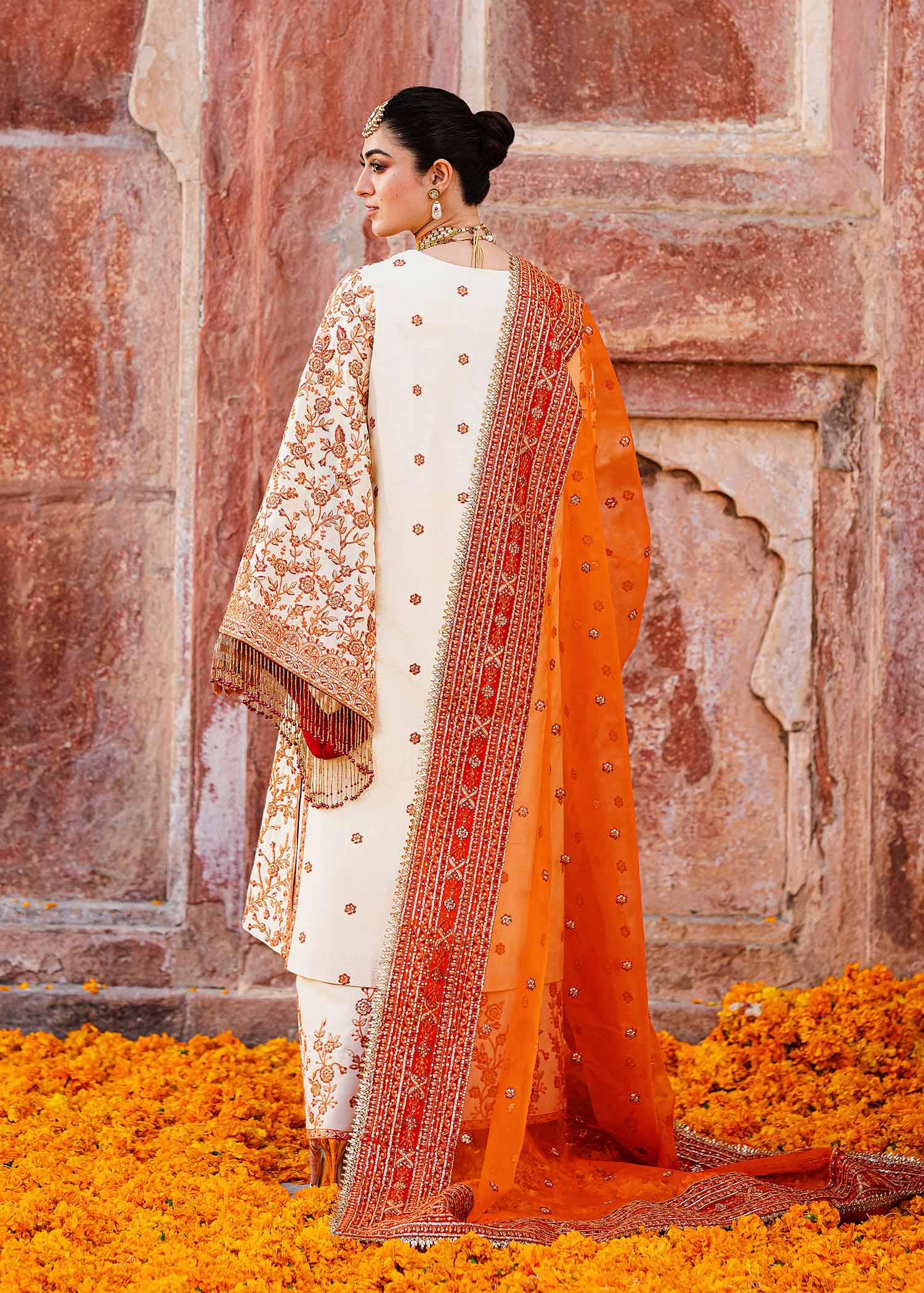 Akbar Aslam | Formals | Zartaj