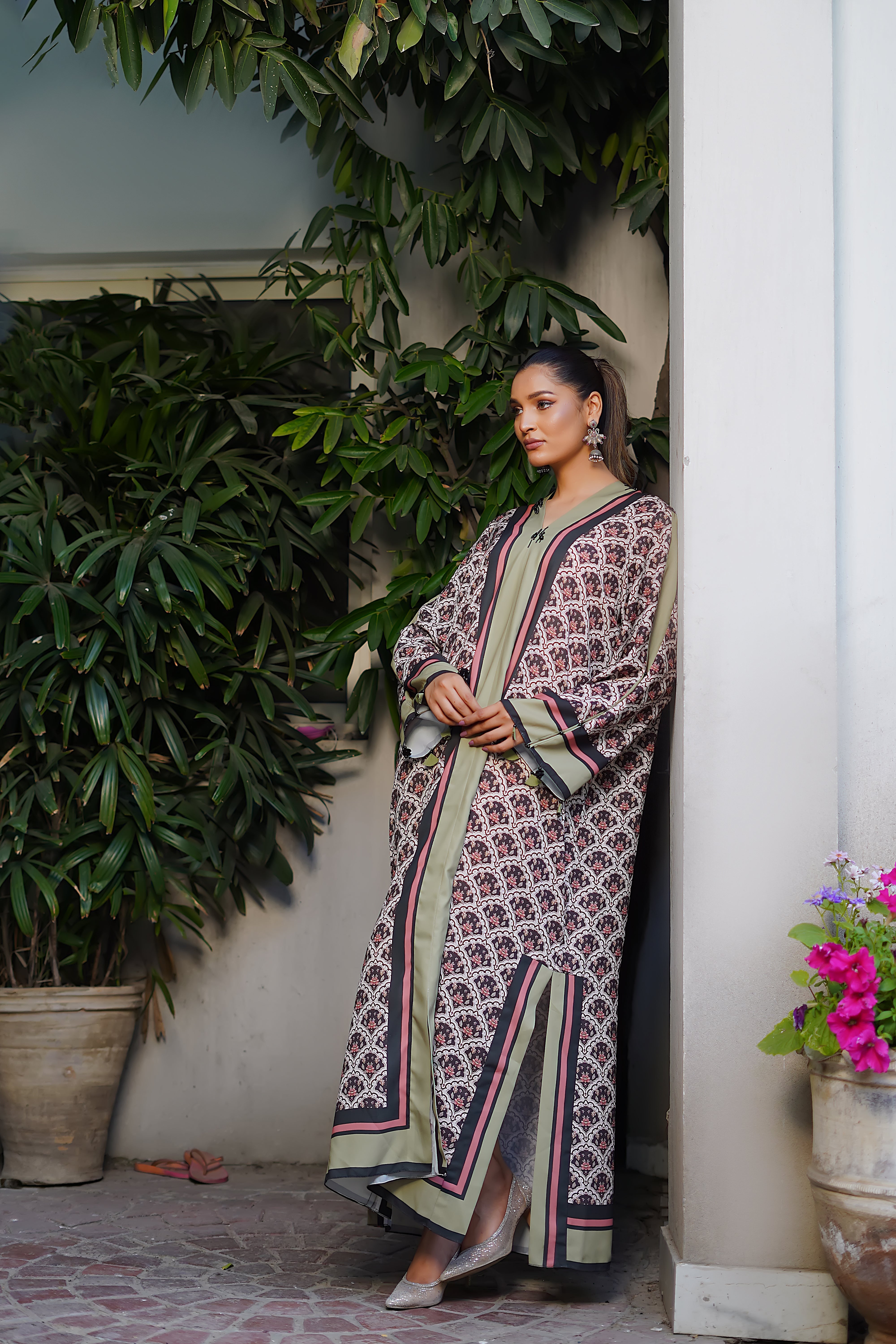 Erum Khan | Nue 25 | Mystic Charm