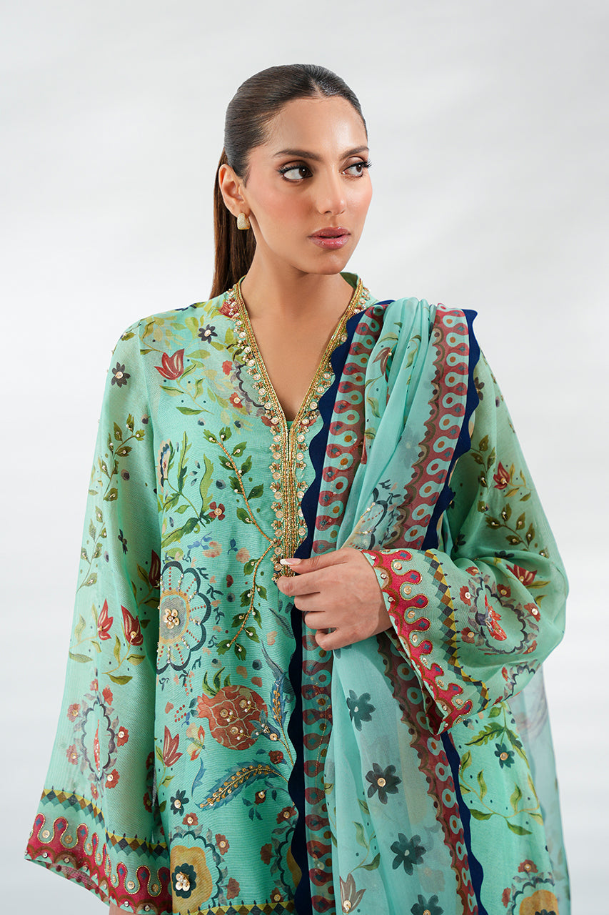 Sania Maskatiya | Fall Festive Glimmer | Este