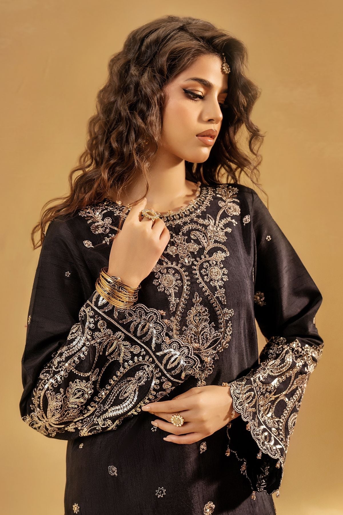 Enzo | Celia Formals | Veyra