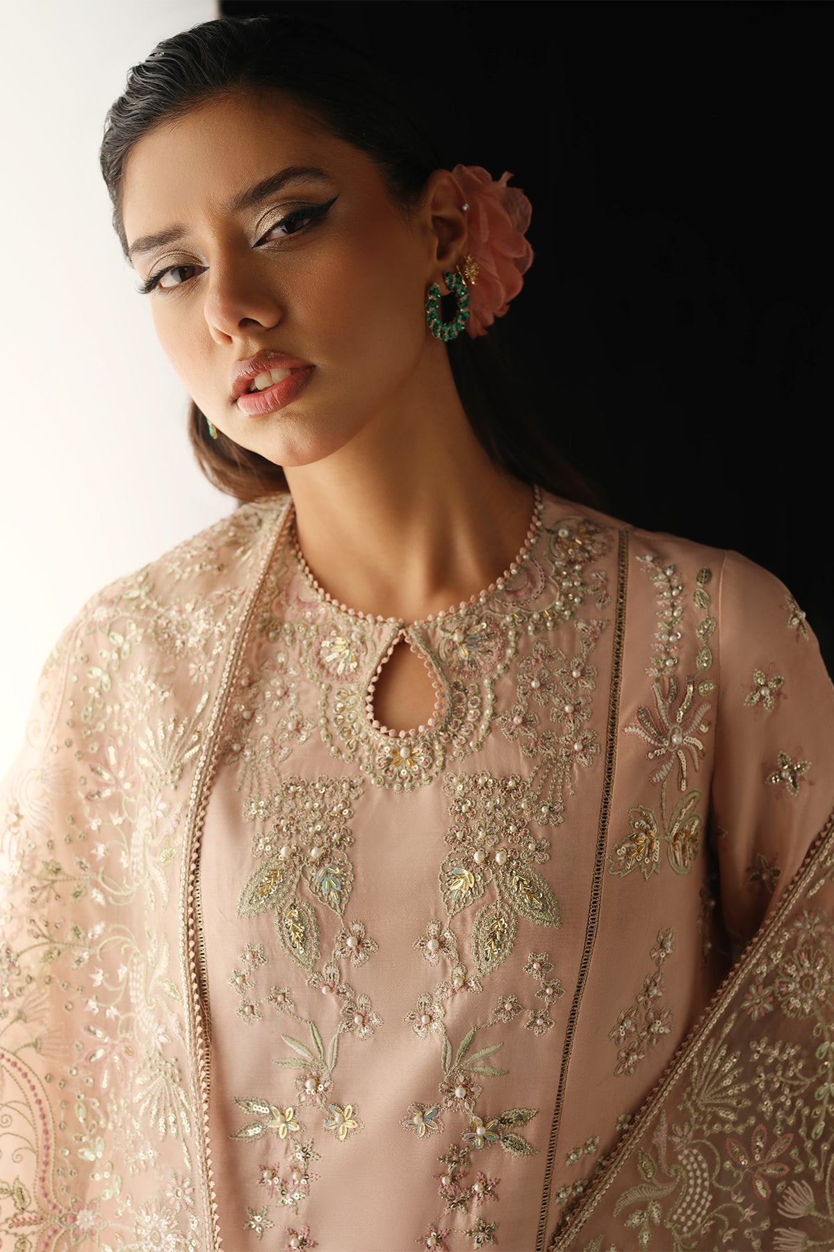 Nyra | Silk Pret A Porter 25 | Zoe