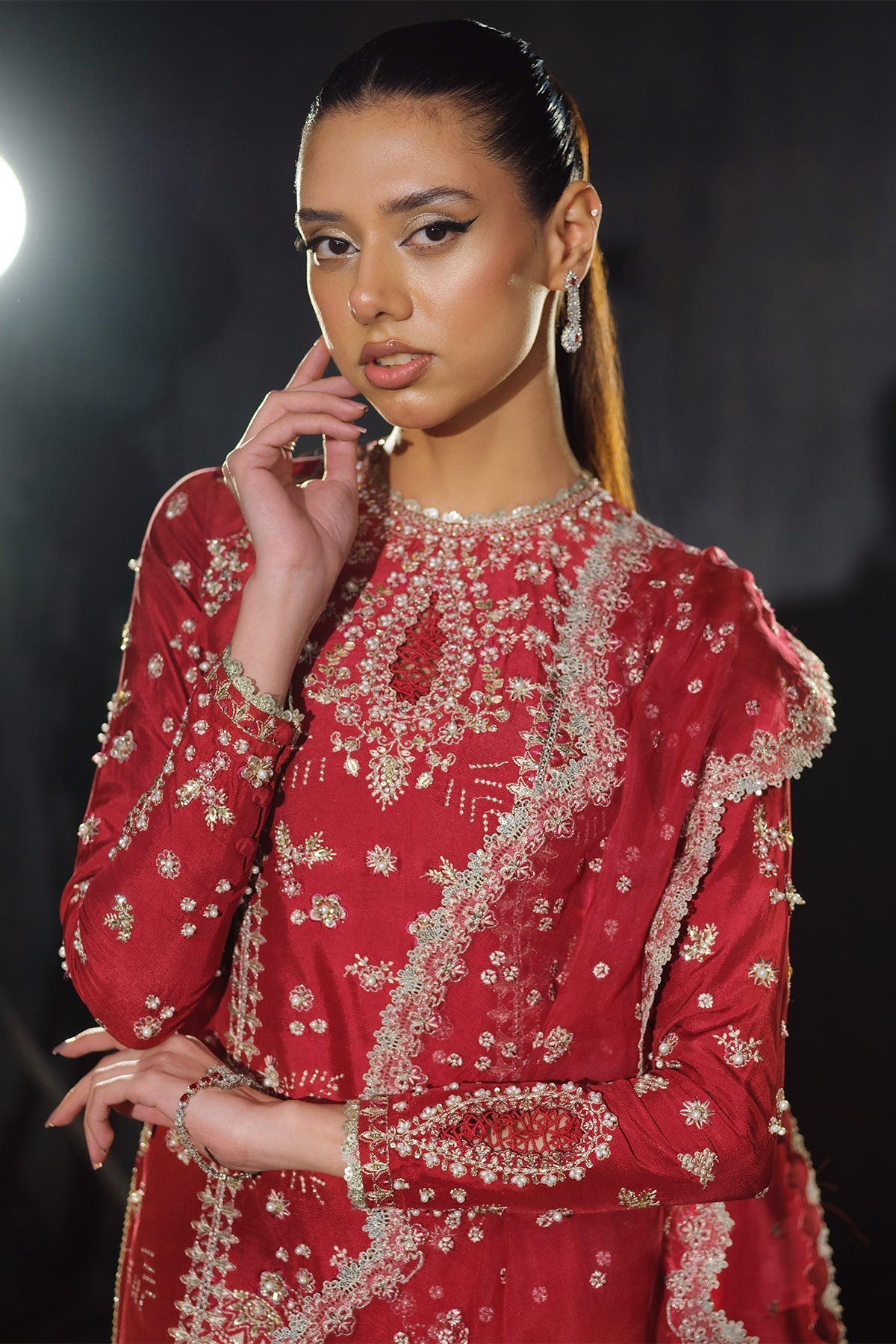 Nyra | Silk Pret A Porter 25 | Rosette