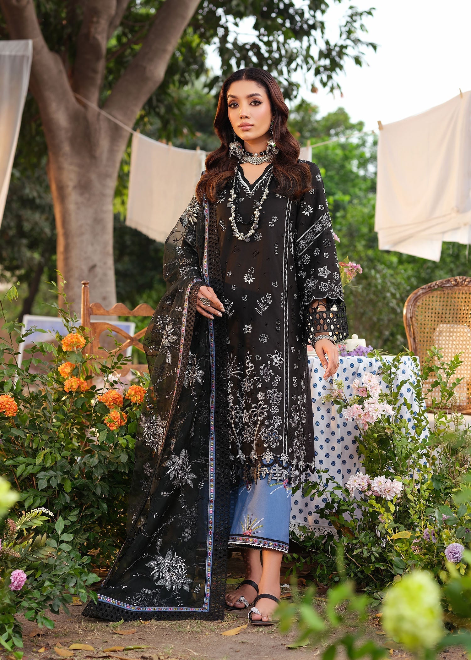 Zarizaa | Echelon Lawn | MIDNIGHT