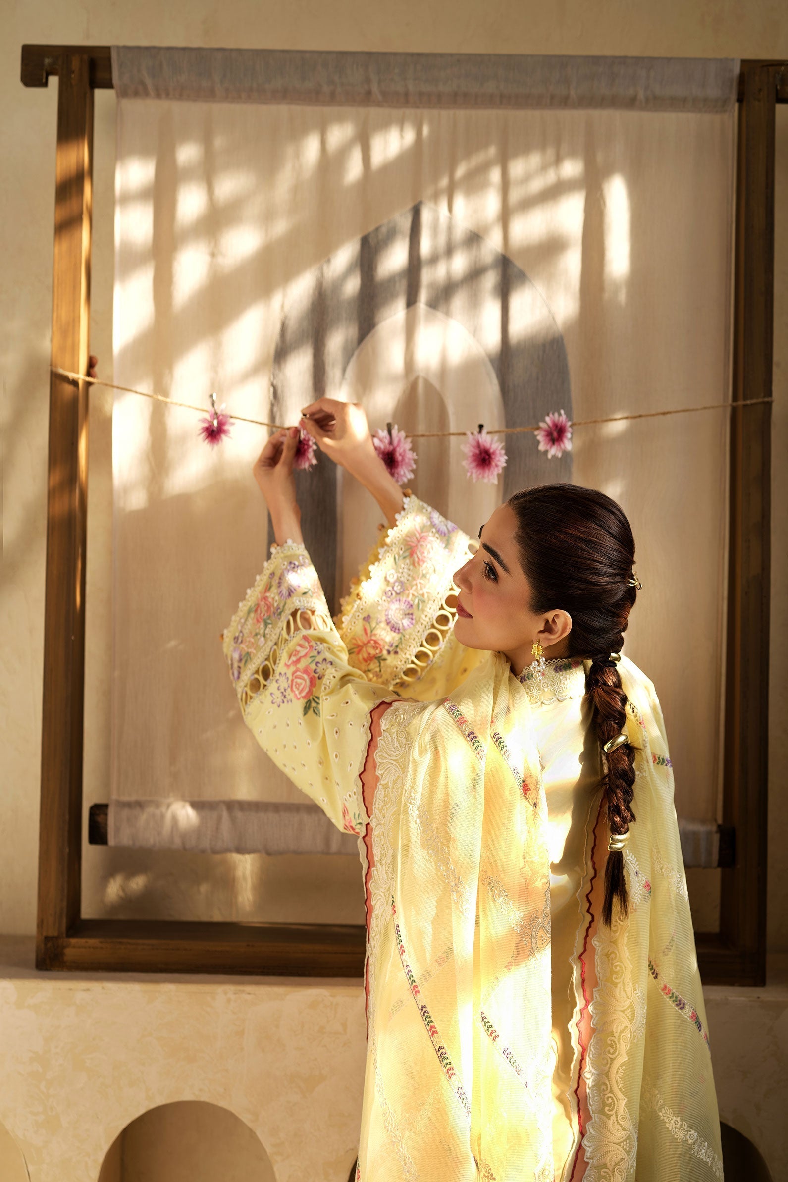 Maryam Hussain | Luxury Lawn 25 | Lemon Garden