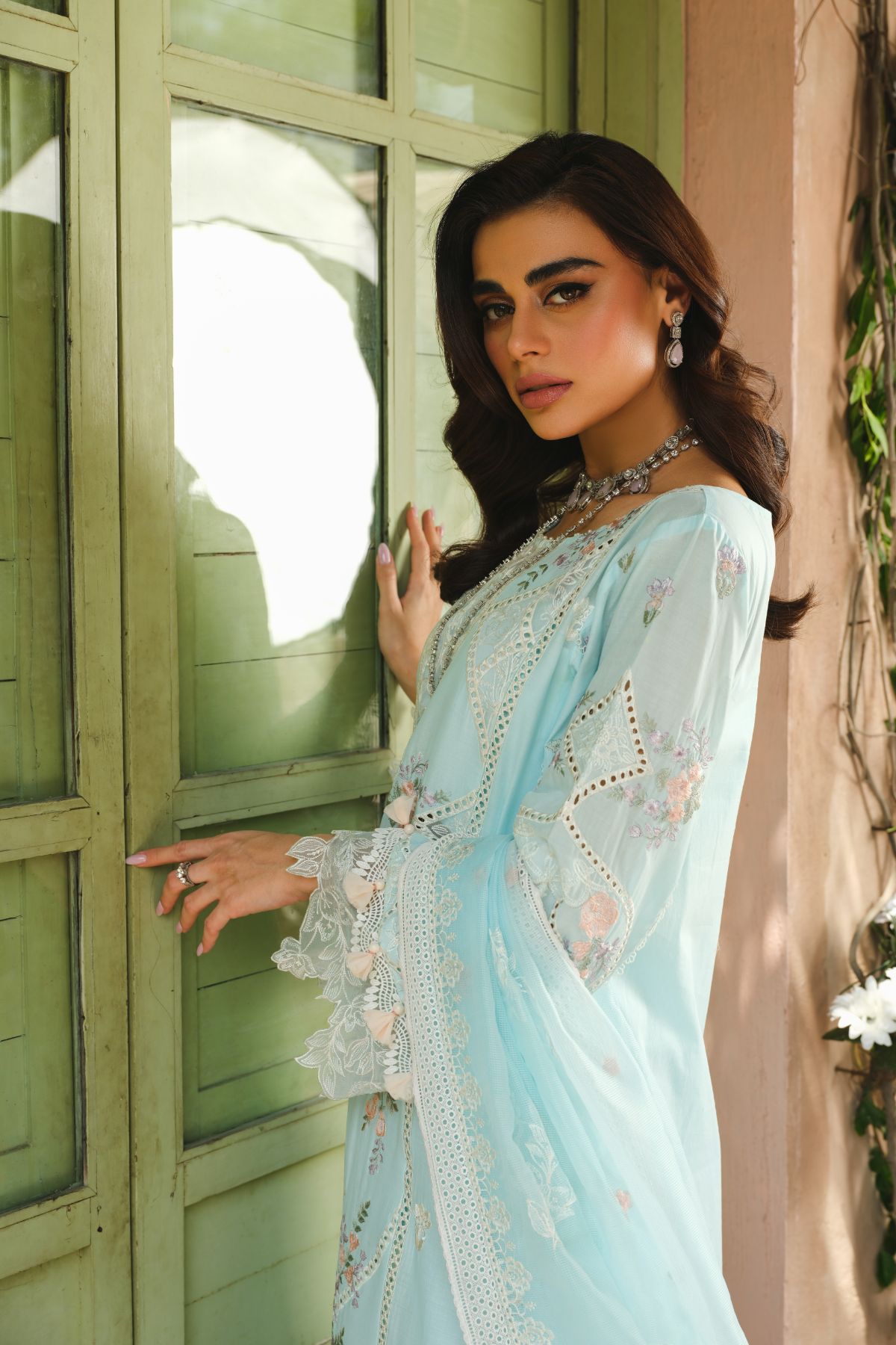 Paras by Pasha | La Gardenia | PR2: Bluebell
