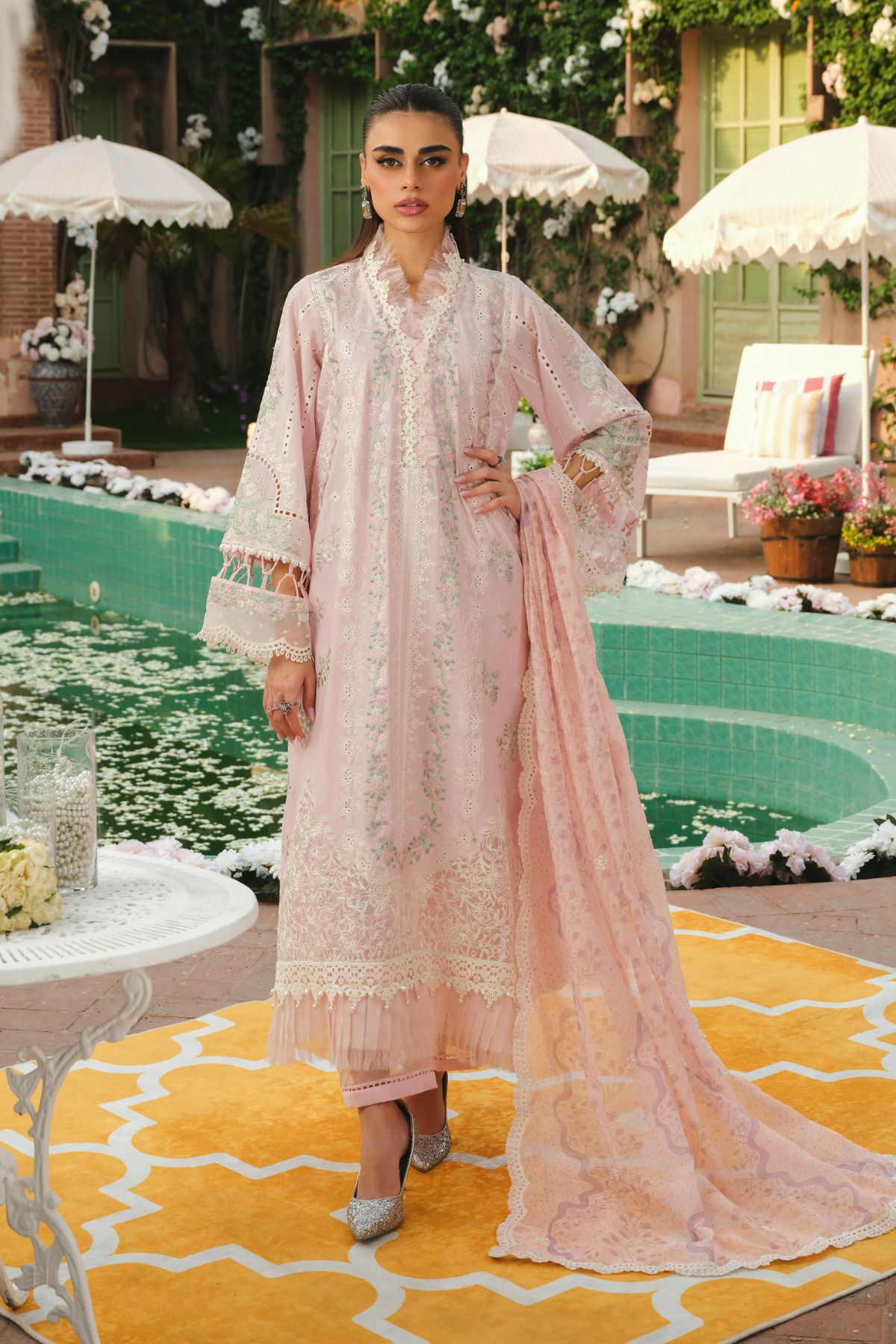Paras by Pasha | La Gardenia | PR7: Lotus Bloom