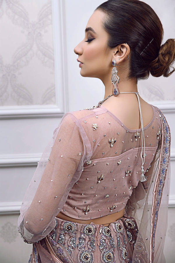 Mehak Yaqoob | Guzel Luxury Formals | Aylin