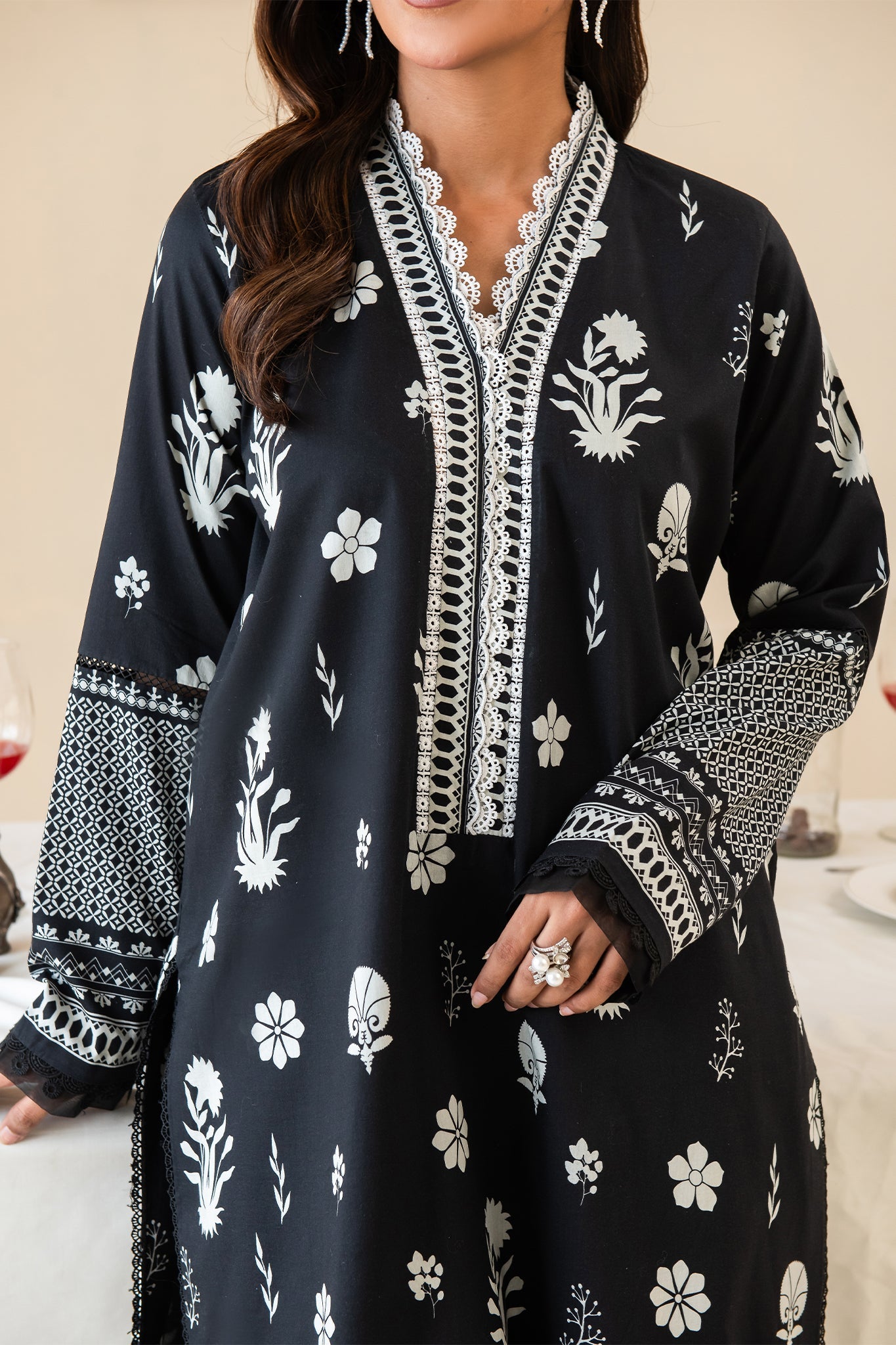 Faiza Faisal | Serene Lawn 24 | ELISE - Official Faiza Faisal - Agha Fabrics UK