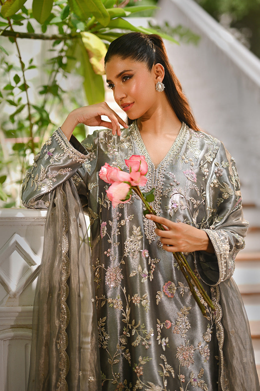 Sania Maskatiya | Fall Festive Shimmer | Gaia